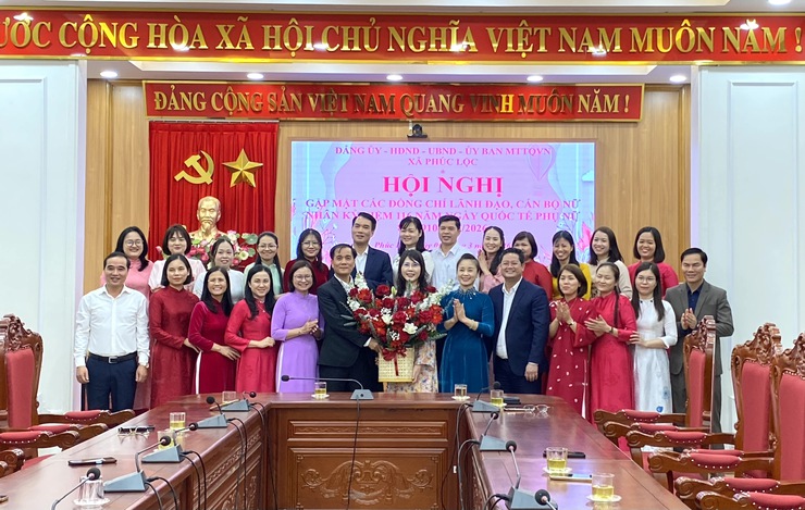 Phúc Lộc gặp mặt các đồng chí lãnh đạo, cán bộ, công chức, nhân viên nữ nhân Ngày Quốc tế Phụ nữ (8/3/1910-8/3/2026)- Ảnh 4.