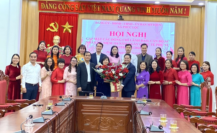 Phúc Lộc gặp mặt các đồng chí lãnh đạo, cán bộ, công chức, nhân viên nữ nhân Ngày Quốc tế Phụ nữ (8/3/1910-8/3/2026)- Ảnh 5.