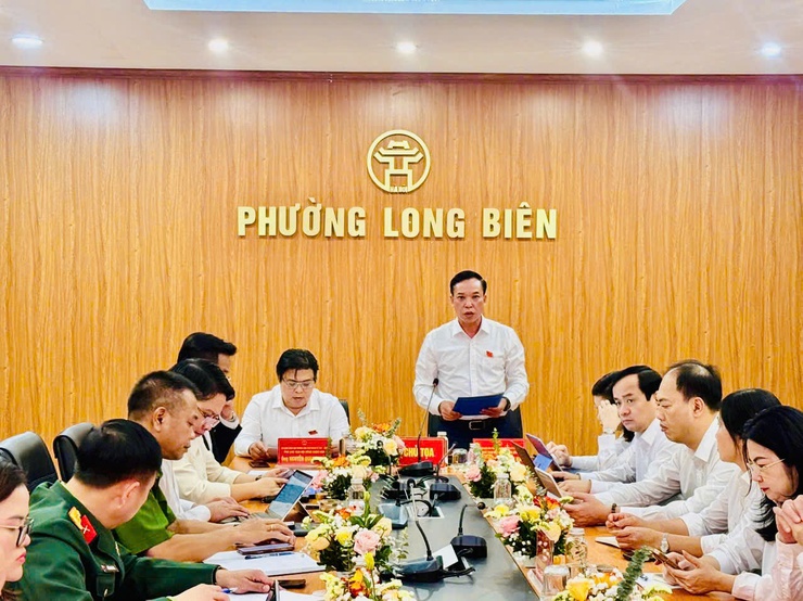 Hội đồng nhân dân lâm thời Phường Long Biên, nhiệm kỳ 2021-2026 kiện toàn công tác nhân sự tại kỳ họp thứ 4- Ảnh 1.