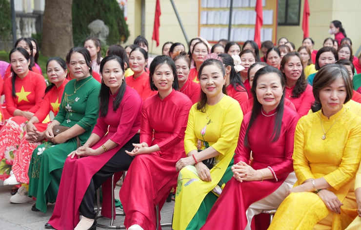 MÍT TINH KỶ NIỆM 116 NĂM NGÀY QUỐC TẾ PHỤ NỮ 8/3 VÀ KỶ NIỆM 1986 NĂM KHỞI NGHĨA HAI BÀ TRƯNG, PHỤ NỮ XÃ MỸ ĐỨC PHÁT HUY TRUYỀN THỐNG, VỮNG TIN BƯỚC VÀO KỶ NGUYÊN MỚI- Ảnh 10.