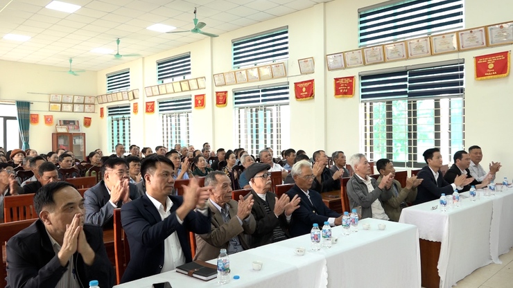 Ứng cử viên đại biểu HĐND xã Mỹ Đức (Đơn vị bầu cử số 5) tiếp xúc cư tri- Ảnh 3.