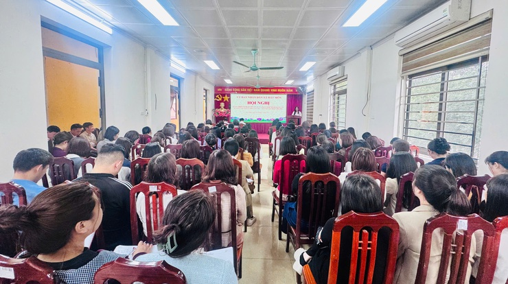 Hội nghị quán triệt Nghị quyết số 20 của Đảng ủy xã Hát Môn về nâng cao chất lượng giáo dục và đào tạo giai đoạn 2026 – 2030- Ảnh 3.