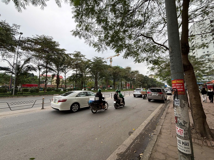 Hà Nội ngày 06/3, cuối tuần nhiều mây, sáng có mưa vài nơi kèm sương mù và sương mù nhẹ, chiều hửng nắng nhẹ. Sáng và đêm trời rét.- Ảnh 1.