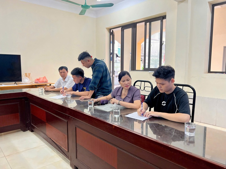 Những thanh niên ưu tú xã Thanh Trì tình nguyện lên đường nhập ngũ- Ảnh 5.