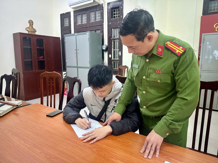 Những thanh niên ưu tú xã Thanh Trì tình nguyện lên đường nhập ngũ- Ảnh 6.