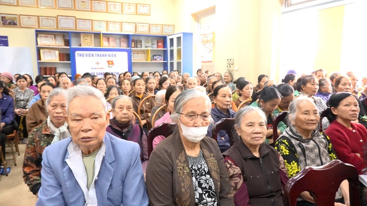 08 ứng cử viên đại biểu HĐND xã đơn vị bầu cử số 01 tiếp xúc cử tri thôn Đồng Tâm, Dũng Tiến- Ảnh 2.