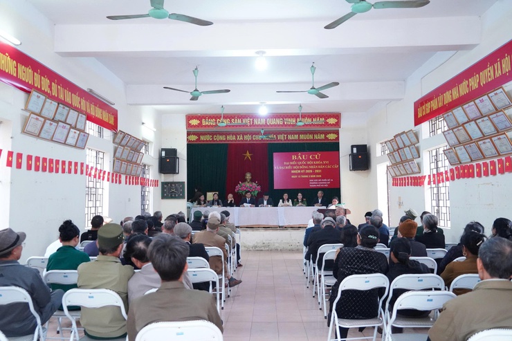 Người ứng cử đại biểu HĐND phường Chương Mỹ khóa II, nhiệm kỳ 2026 – 2031 tiếp xúc cử tri tại tổ dân phố Đồng Nanh- Ảnh 2.