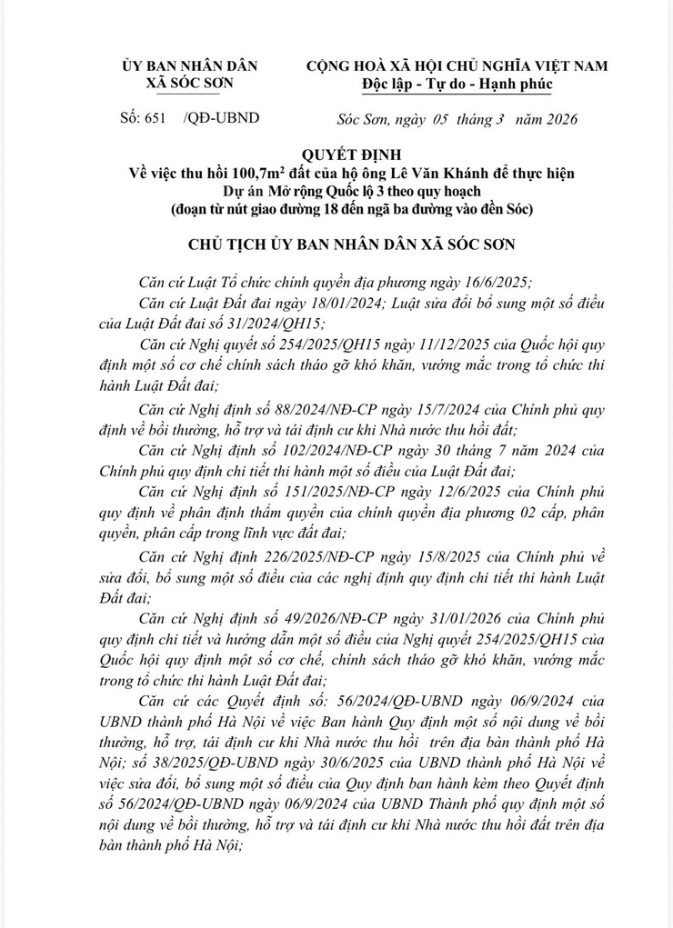 QUYẾT ĐỊNH Về việc thu hồi 100,7m2 đất của hộ ông Lê Văn Khánh để thực hiện Dự án Mở rộng Quốc lộ 3 theo quy hoạch (đoạn từ nút giao đường 18 đến ngã ba đường vào đền Sóc).
- Ảnh 1.