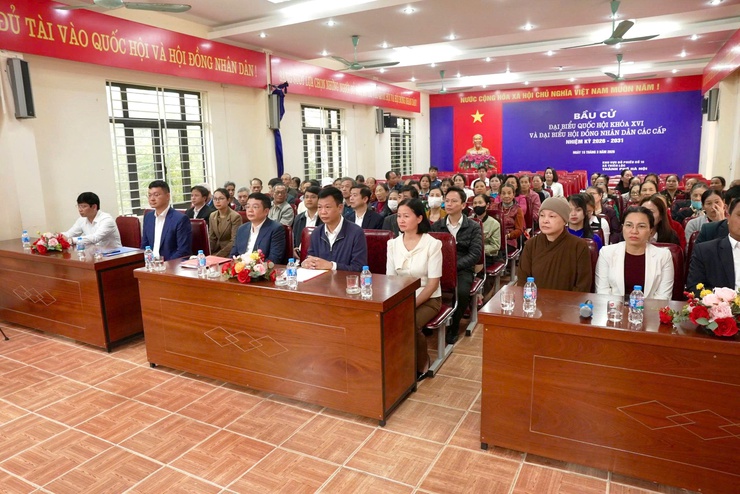 16 ứng cử viên đại biểu HĐND xã Thiên Lộc khóa II, nhiệm kỳ 2026 – 2031 tiếp xúc cử tri đơn vị bầu cử số 5 và số 6 để vận động bầu cử- Ảnh 2.