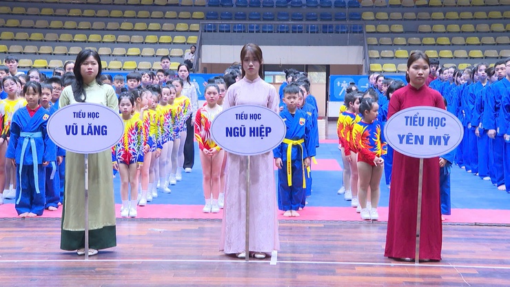 Khai mạc giải thể thao học sinh năm học 2025 – 2026- Ảnh 4.