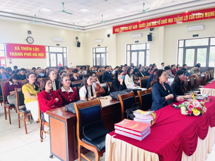 UBBC xã Thiên Lộc - Công an xã tuyên truyền, phổ biến kiến thức pháp luật về PCCC & CNCH tại các điểm bầu cử- Ảnh 2.