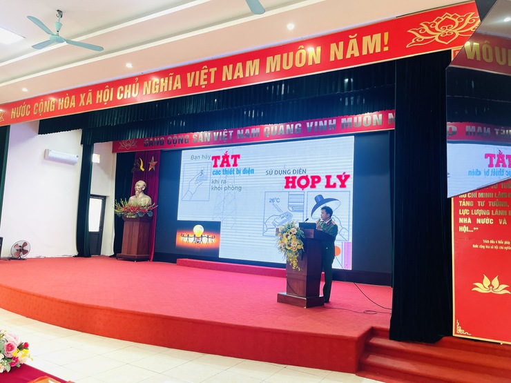 UBBC xã Thiên Lộc - Công an xã tuyên truyền, phổ biến kiến thức pháp luật về PCCC & CNCH tại các điểm bầu cử- Ảnh 3.