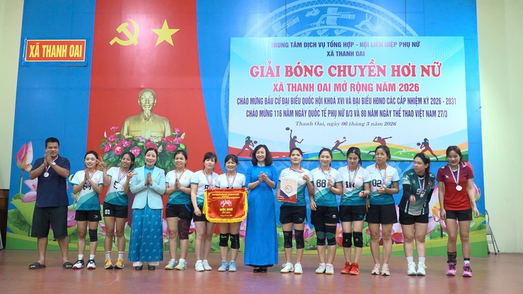SÔI NỔI GIẢI BÓNG CHUYỀN HƠI NỮ XÃ THANH OAI MỞ RỘNG NĂM 2026- Ảnh 11.