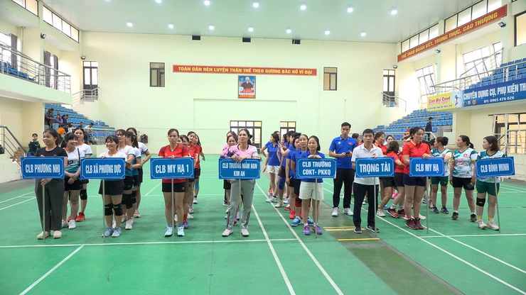 SÔI NỔI GIẢI BÓNG CHUYỀN HƠI NỮ XÃ THANH OAI MỞ RỘNG NĂM 2026- Ảnh 4.