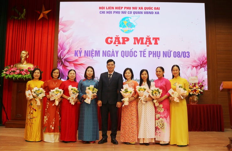  Chi hội Phụ nữ cơ quan UBND Xã Quốc Oai gặp mặt kỷ niệm 116 năm Ngày Quốc tế Phụ nữ 8/3 và 1.986 năm Khởi nghĩa Hai Bà Trưng- Ảnh 9.