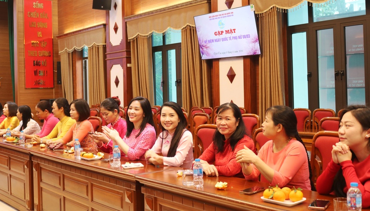  Chi hội Phụ nữ cơ quan UBND Xã Quốc Oai gặp mặt kỷ niệm 116 năm Ngày Quốc tế Phụ nữ 8/3 và 1.986 năm Khởi nghĩa Hai Bà Trưng- Ảnh 4.