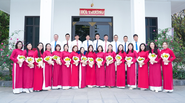 HỘI NGHỊ CÁN BỘ, CÔNG CHỨC, NGƯỜI LAO ĐỘNG VĂN PHÒNG HĐND – UBND XÃ QUỐC OAI NĂM 2026- Ảnh 13.