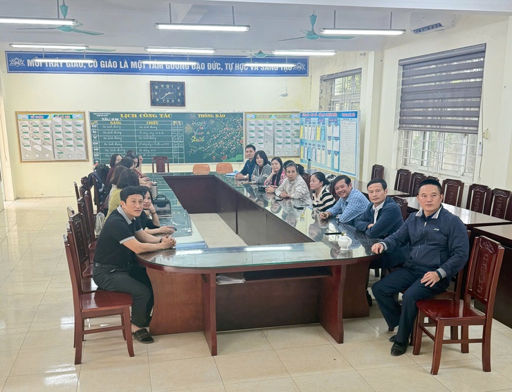 Xã Quốc Oai hoàn thành tổ chức hội nghị tiếp xúc cử tri để các ứng cử viên đại biểu HĐND xã khóa II, nhiệm kỳ 2026-2031 thực hiện quyền vận động bầu cử- Ảnh 4.