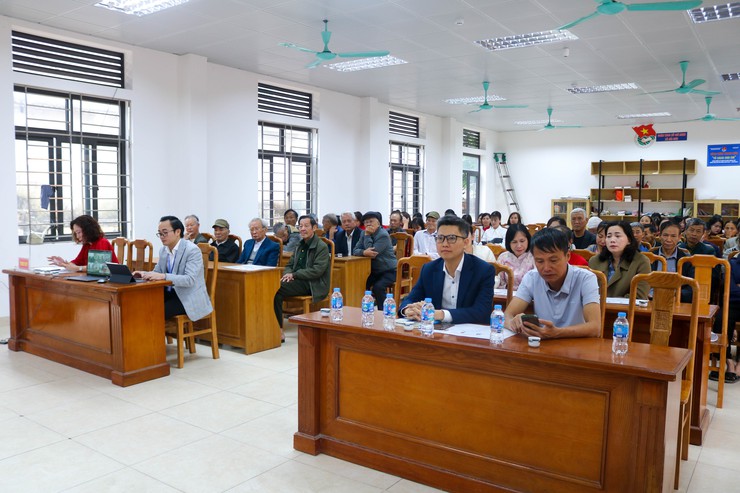 Ứng cử viên đại biểu HĐND xã Quốc Oai, nhiệm kỳ 2026-2031 tiếp xúc cử tri tại đơn vị bầu cử số 1- Ảnh 2.