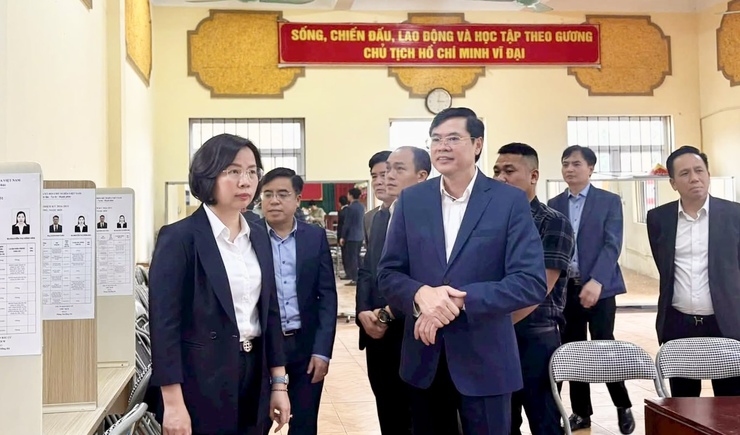 Chủ tịch Uỷ ban MTTQ thành phố Hà Nội kiểm tra công tác chuẩn bị bầu cử tại 5 xã, phường: Nam Phù, Thanh Trì, Ngọc Hồi, Đại Thanh, Thanh Liệt.- Ảnh 3.