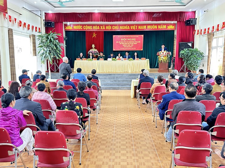 Hội nghị tiếp xúc giữa cử tri với người ứng cử đại biểu HĐND xã Đại Thanh khoá II tại đơn vị bầu cử số 2 gồm các thôn Hữu Từ, Hữu Trung, Hữu Lê, Thanh Oai, Phú Diễn.- Ảnh 1.