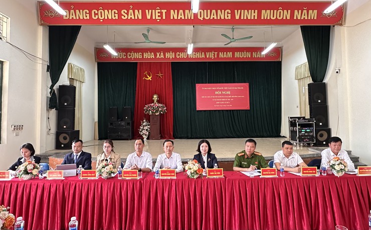 Hội nghị tiếp xúc giữa cử tri với người ứng cử đại biểu HĐND xã Đại Thanh khoá II tại đơn vị bầu cử số 1 gồm các thôn: Huỳnh Cung, Yên Ngưu, TT Phân lân 105, TT Pin, TT Yên Ngưu.- Ảnh 11.