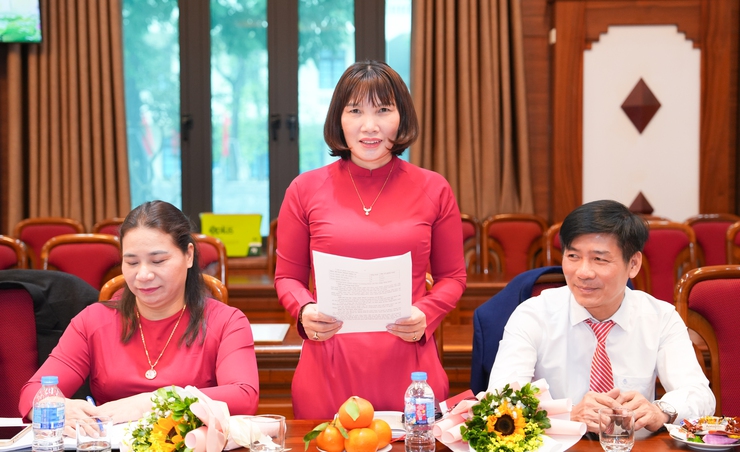 HỘI NGHỊ CÁN BỘ, CÔNG CHỨC, NGƯỜI LAO ĐỘNG VĂN PHÒNG HĐND – UBND XÃ QUỐC OAI NĂM 2026- Ảnh 4.