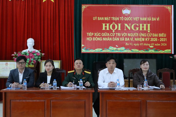 HỘI NGHỊ TIẾP XÚC GIỮA CỬ TRI VỚI NGƯỜI ỨNG CỬ ĐẠI BIỂU HĐND XÃ BA VÌ NHIỆM KỲ 2026–2031, ĐƠN VỊ BẦU CỬ SỐ 06- Ảnh 1.