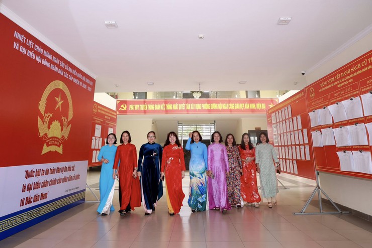 Phụ nữ Dương Nội tích cực hưởng ứng “Tuần lễ áo dài” năm 2026- Ảnh 2.