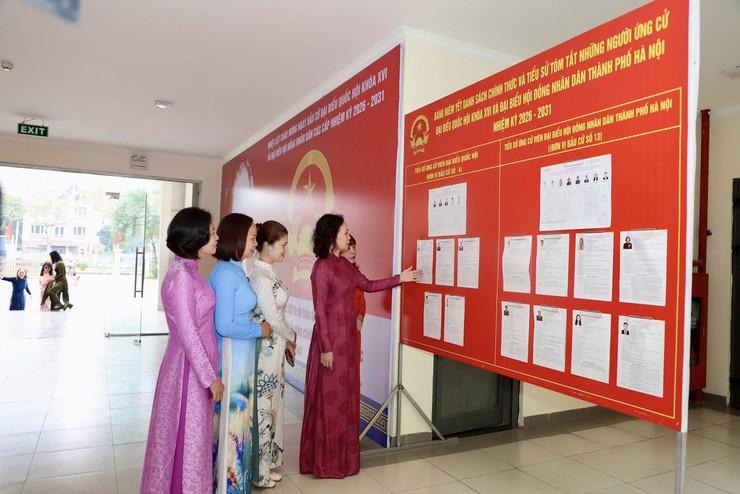 Phụ nữ Dương Nội tích cực hưởng ứng “Tuần lễ áo dài” năm 2026- Ảnh 3.