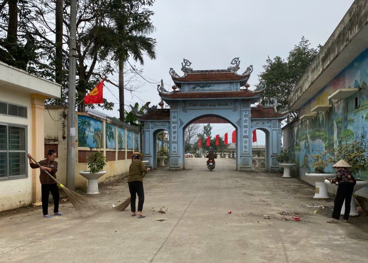 Xuân Mai tiếp tục thực hiện công tác vệ sinh môi trường tổ chức cuộc bầu cử đại biểu Quốc hội khóa XVI và bầu cử đại biểu Hội đồng nhân dân các cấp nhiệm kỳ 2026-2031- Ảnh 2.