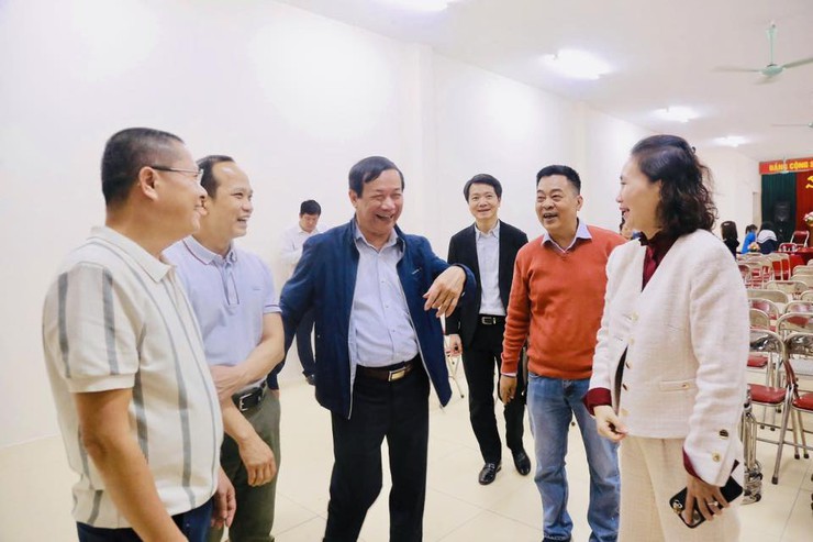 CÁC ỨNG CỬ VIÊN ĐƠN VỊ BẦU CỬ SỐ 03 PHƯỜNG DƯƠNG NỘI HOÀN THÀNH TIẾP XÚC CỬ TRI VẬN ĐỘNG BẦU CỬ- Ảnh 8.