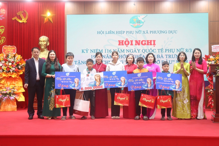 Hội Liên hiệp Phụ nữ xã Phượng Dực tổ chức Hội nghị gặp mặt kỷ niệm 116 năm Ngày Quốc tế Phụ nữ 8/3- Ảnh 4.