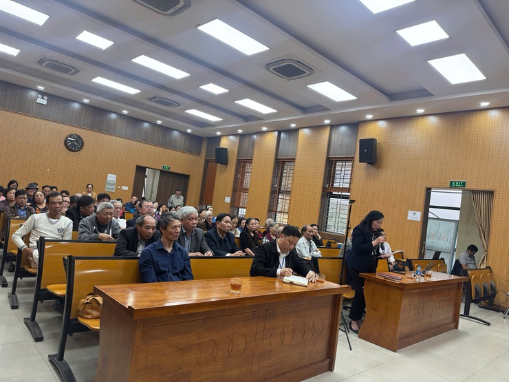 Phường Việt Hưng tổ chức Hội nghị tiếp xúc cử tri với người ứng cử đại biểu HĐND phường khóa II, nhiệm kỳ 2026 – 2031.- Ảnh 10.