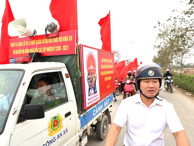 Xã Tam Hưng ra quân tuyên truyền lưu động về bầu cử- Ảnh 7.