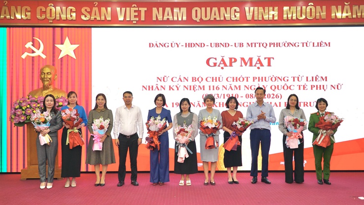 Phường Từ Liêm gặp mặt nữ cán bộ chủ chốt nhân dịp kỷ niệm ngày Quốc tế Phụ nữ 8/3- Ảnh 6.