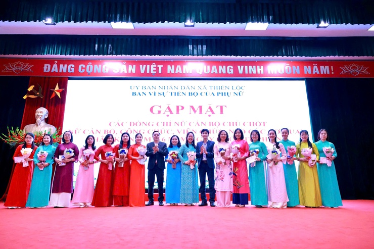 Xã Thiên Lộc gặp mặt nữ cán bộ nhân kỷ niệm Ngày Quốc tế Phụ nữ 8/3- Ảnh 10.