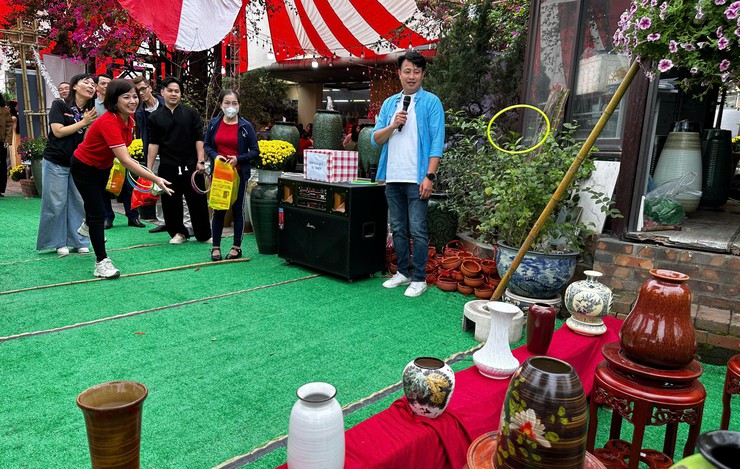 "Xuân hồng trên quê gốm": Lan tỏa những giọt máu nghĩa tình đầu xuân- Ảnh 7.