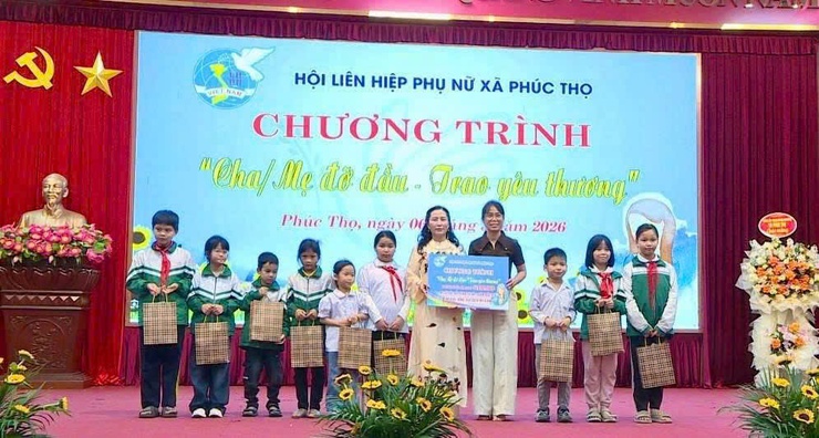 Phúc Thọ: Nhiều hoạt động ý nghĩa kỷ niệm Ngày Quốc tế Phụ nữ 8/3- Ảnh 9.