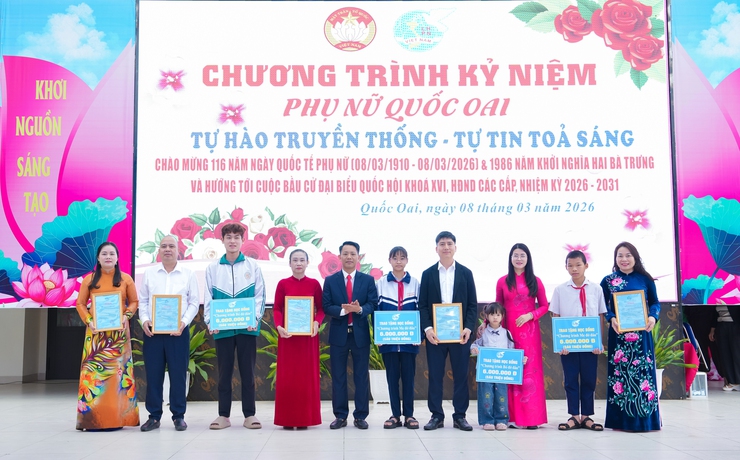 Xã Quốc Oai tổ chức chương trình "Phụ nữ Quốc Oai – Tự hào truyền thống, tự tin tỏa sáng" nhân kỷ niệm 116 năm Ngày Quốc tế Phụ nữ 8/3- Ảnh 11.