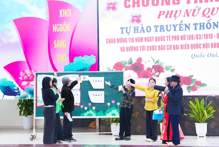 Xã Quốc Oai tổ chức chương trình "Phụ nữ Quốc Oai – Tự hào truyền thống, tự tin tỏa sáng" nhân kỷ niệm 116 năm Ngày Quốc tế Phụ nữ 8/3- Ảnh 16.