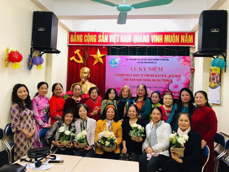 Các chi hội phụ nữ khu dân cư sôi nổi chào mừng kỷ niệm ngày Quốc tế Phụ nữ 8/3- Ảnh 8.