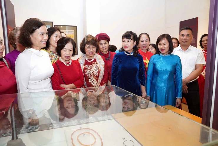 Phụ nữ Phường Ô Chợ Dừa : Rực rỡ sắc cờ tự hào- Kỷ niệm 116 năm ngày Quốc tế phụ nữ 8/3- Ảnh 4.