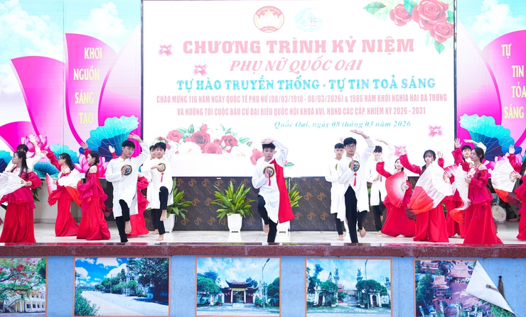 Xã Quốc Oai tổ chức chương trình "Phụ nữ Quốc Oai – Tự hào truyền thống, tự tin tỏa sáng" nhân kỷ niệm 116 năm Ngày Quốc tế Phụ nữ 8/3- Ảnh 32.