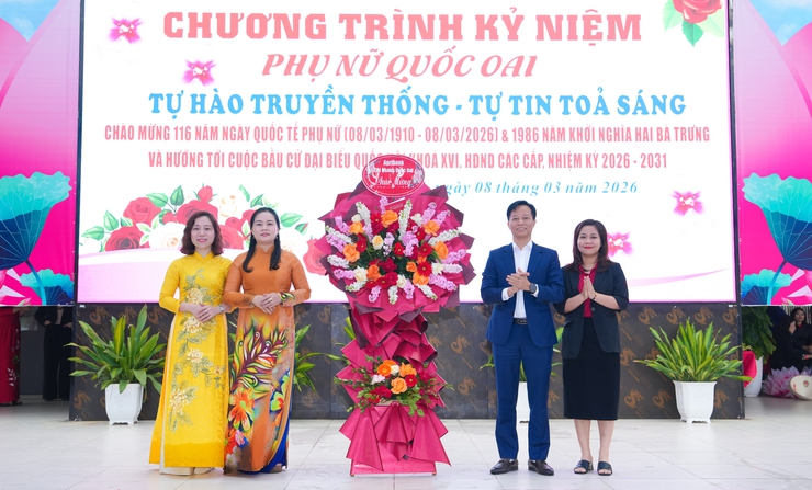 Xã Quốc Oai tổ chức chương trình "Phụ nữ Quốc Oai – Tự hào truyền thống, tự tin tỏa sáng" nhân kỷ niệm 116 năm Ngày Quốc tế Phụ nữ 8/3- Ảnh 5.