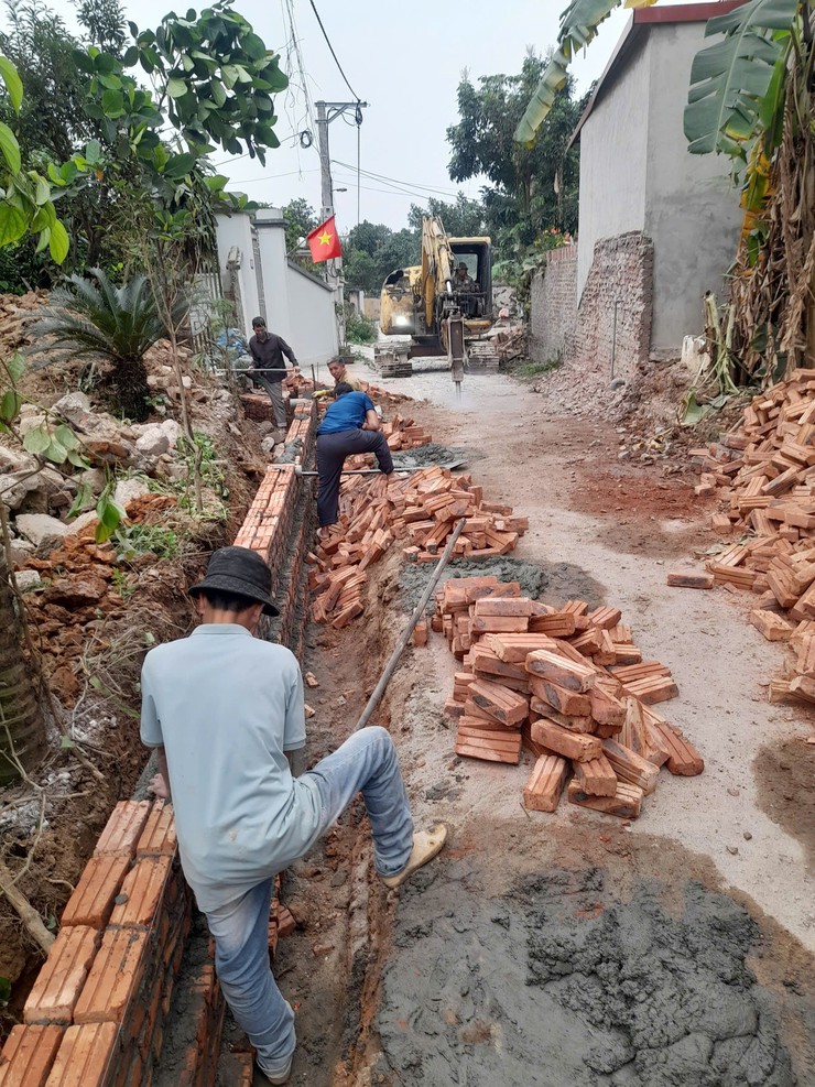 Nhân dân thôn 8 hiến hàng trăm m2 đất thổ cư để mở rộng đường giao thông nông thôn- Ảnh 3.