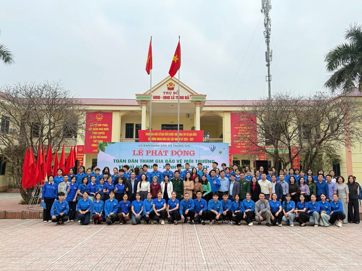 Trung Giã phát động và lan tỏa lan tỏa phong trào “Sáng - xanh - sạch - đẹp” hướng tới ngày hội non sông- Ảnh 3.