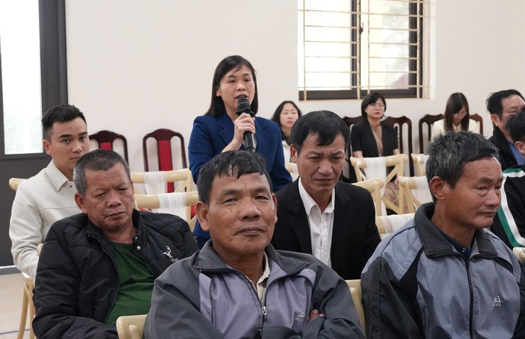 Cử tri đơn vị bầu cử số 5 kỳ vọng vào những cam kết hát triển của các ứng cử viên đại biểu HĐND xã Bát Tràng- Ảnh 9.