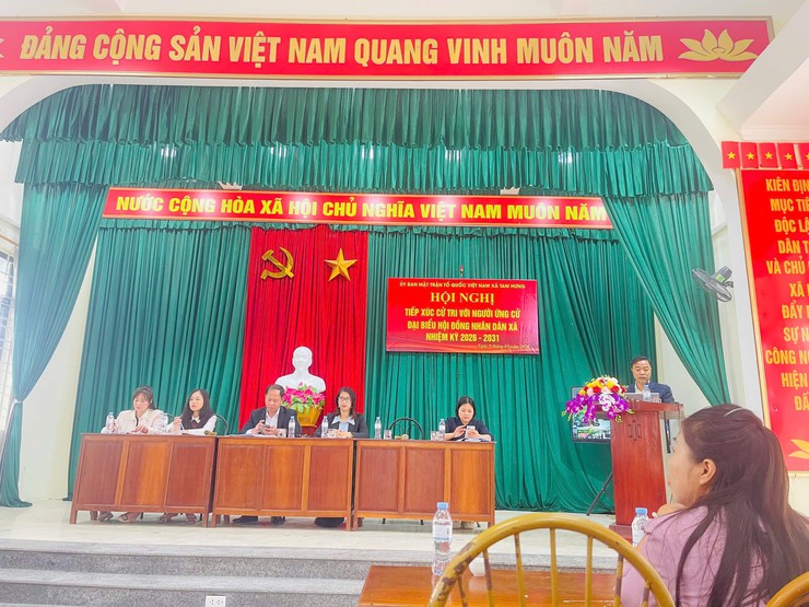 Các ứng cử viên đại biểu HĐND xã Tam Hưng khóa XXIII tiếp xúc cử tri tại thôn Rùa Hạ (Đơn vị bầu cử số 4)- Ảnh 2.