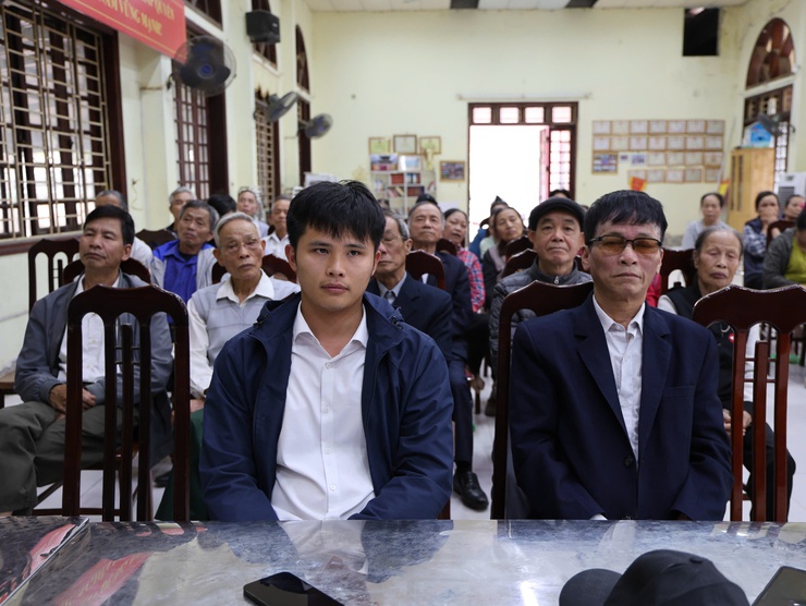 Các ứng cử viên đại biểu HĐND xã Tam Hưng khóa XXIII tiếp xúc cử tri tại thôn Song Khê (Đơn vị bầu cử số 1)- Ảnh 3.